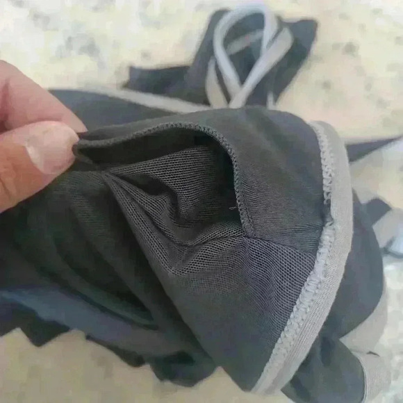 Fabletics Womens Grey Chicago Criss-Cross Workout Tank M - Picture 15 of 15